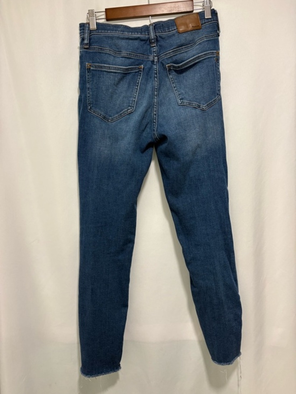 Madewell 9” Mid Rise Skinny Jeans 27 Button Fly Raw Hem - Picture 3 of 8